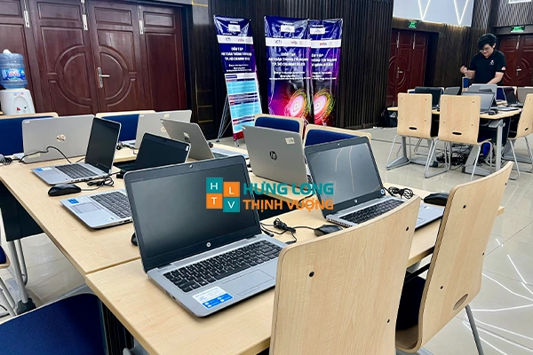 cho thuê laptop sự kiện