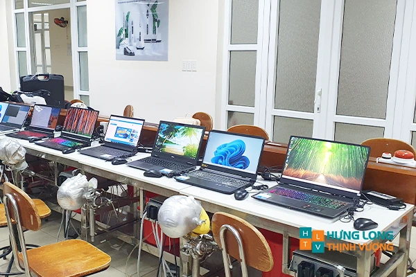 hình ảnh thực tế dịch vụ cho thuê laptop